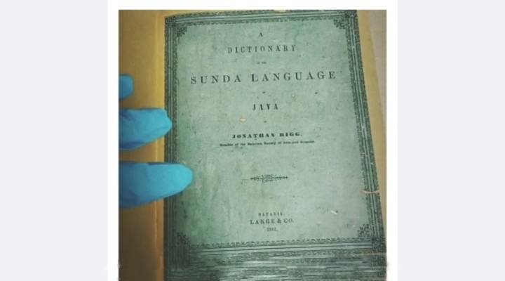 Cover Jonathan Rigg Tidak Banyak Orang Tahu: Tahun 1860an Sebuah Kamus Bahasa Sunda-Inggris ...
